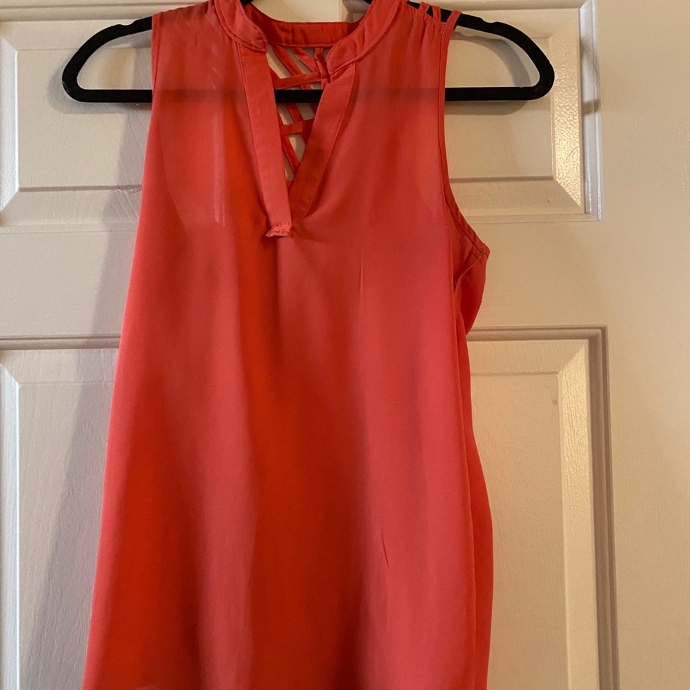 Pink tank